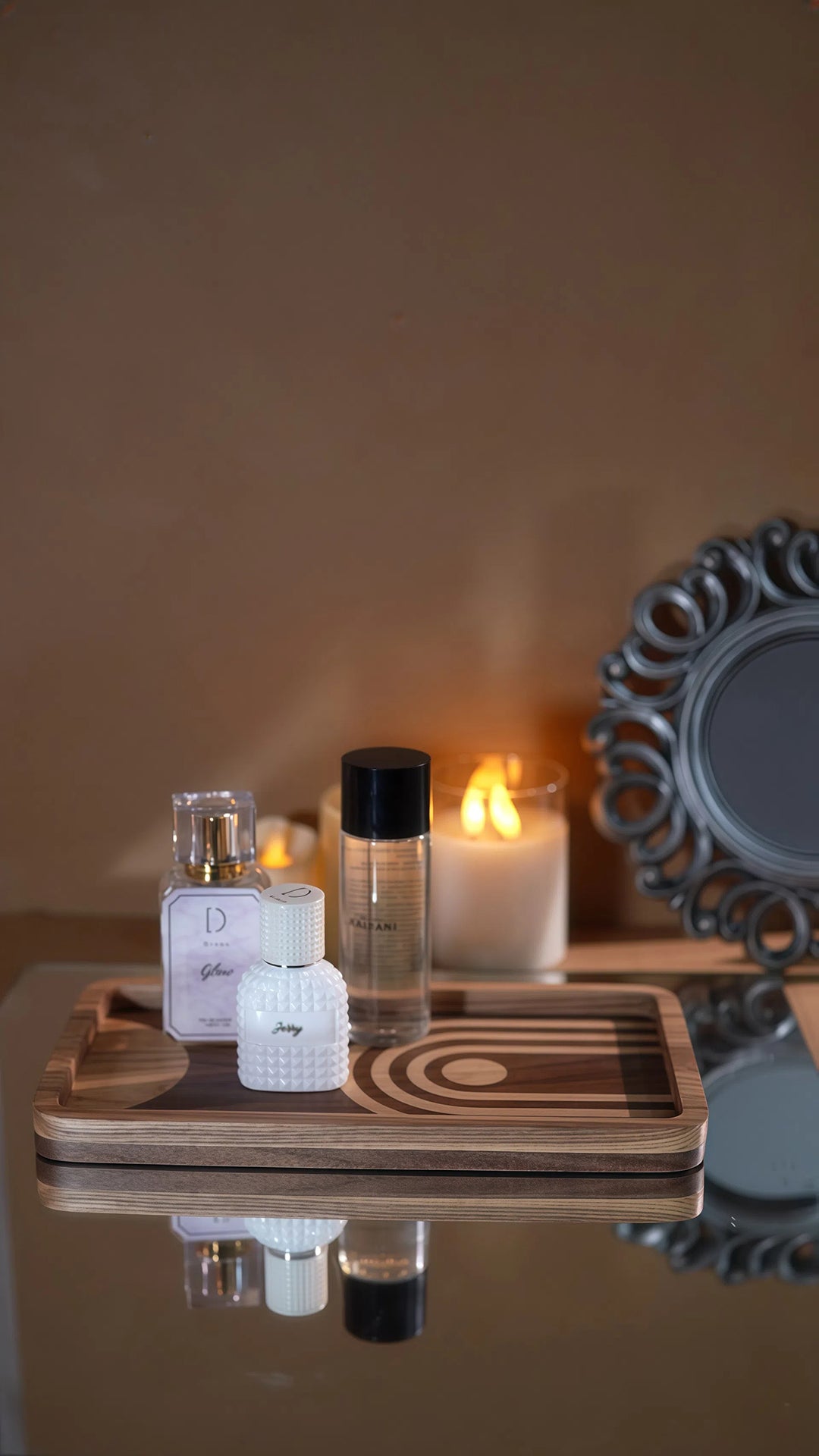 Luna Curve Tray